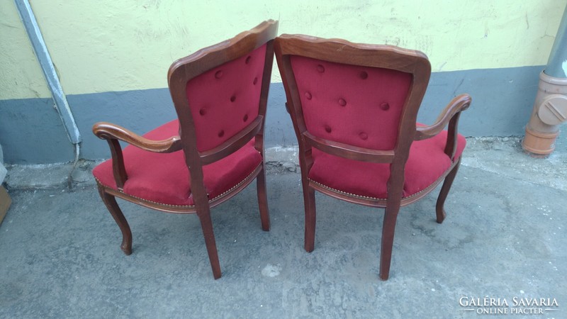 2 Baroque style chairs