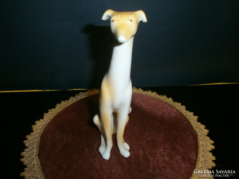 Hollohouse dog figurine