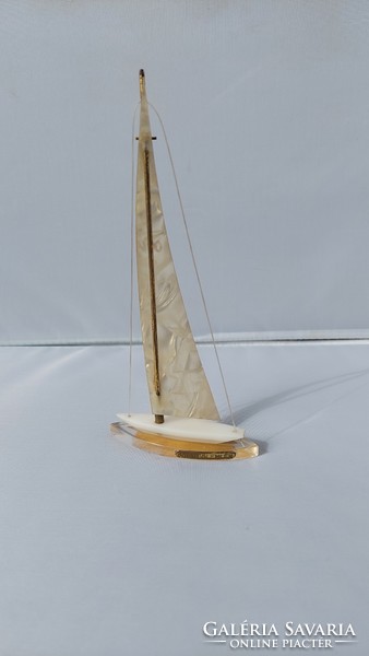 Plexiglas sailing, Balaton memory, juried