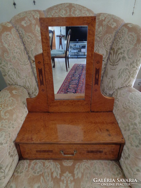 BIEDERMEIER  FIÓKOS , TÜKRÖS PIPERE