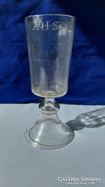 Üveg kupa,serleg,talpas pohár 18.század