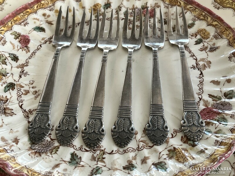 Silver-plated dessert forks
