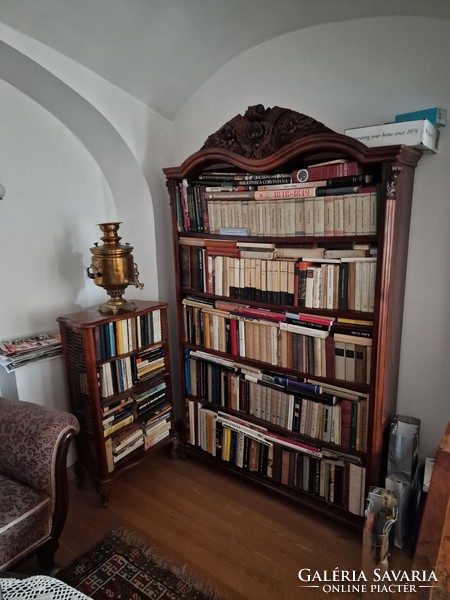 Neo-baroque bookshelf