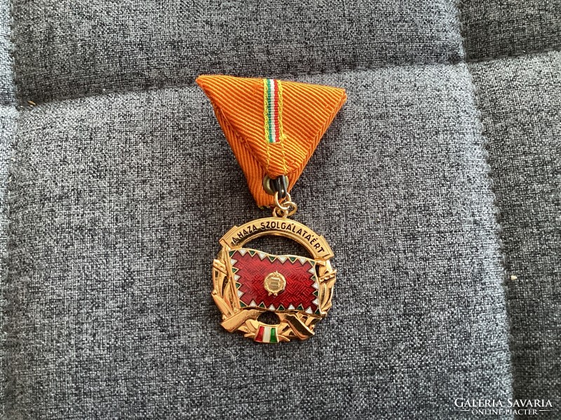 Hungarian People's Republic, Gold Medal of Merit for Service to the Homeland.