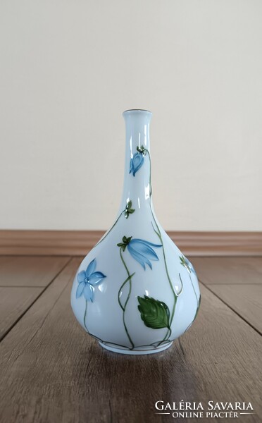 Art Nouveau vase from Herend