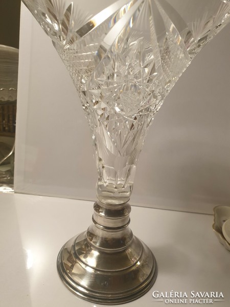 Gyönyörű ezüst talpú  kristály  váza