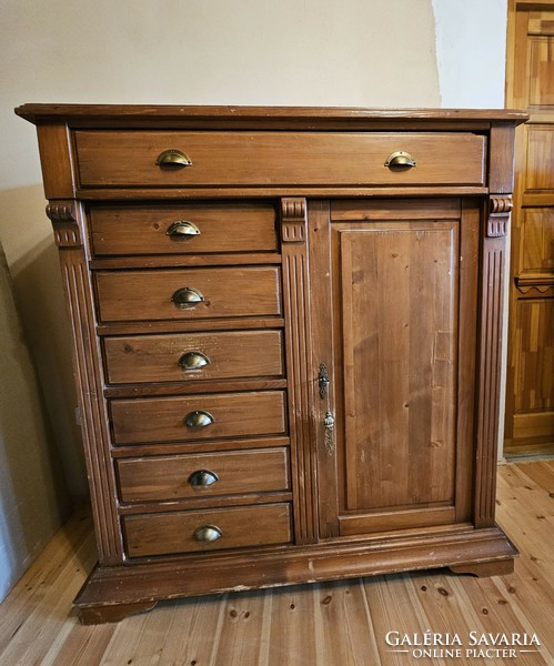 Large wardrobe, chest of drawers, sideboard
