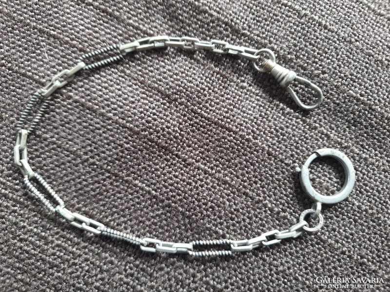 Pocket chain 27 cm antique, marked piece.