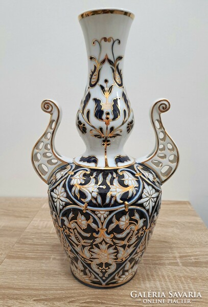 Raven House Baroque 39cm. Vase