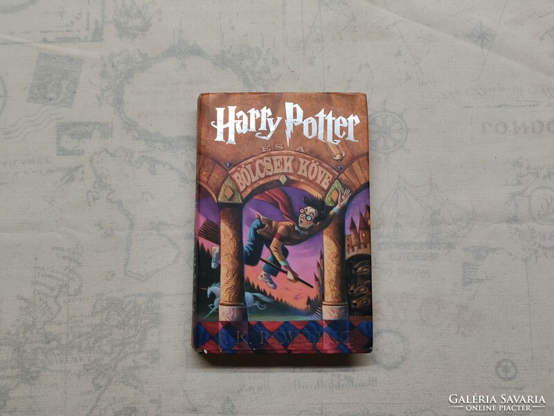 J. K. Rowling - Harry Potter és a bölcsek köve
