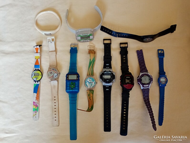 Wrist watch plastic retro digital watch 11 pieces in one