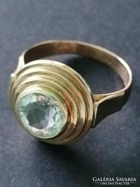 Aquamarine gemstone gold ring