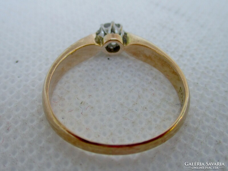 Elegáns régi 14kt arany gyűrű  gyémánt kővel 0,25ct