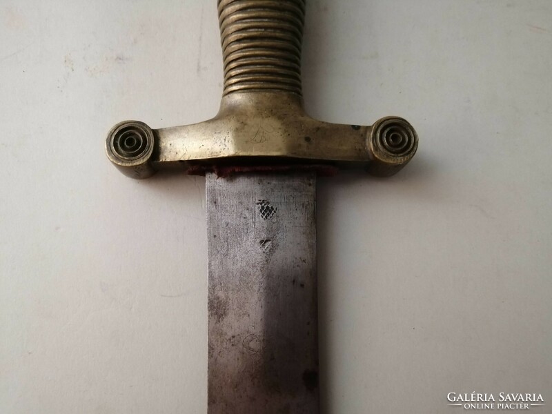Traveler's sword with marked blade