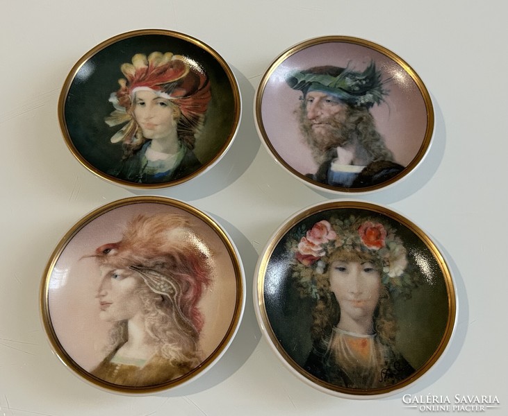 Faces series collection of porcelain wall plates/bowls designed by Hollóházi Szasz Endre