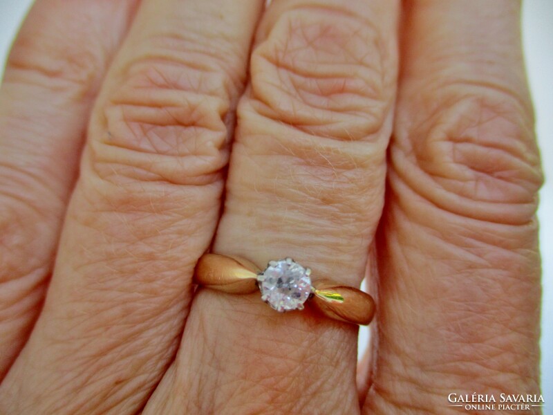 Elegáns régi 14kt arany gyűrű  gyémánt kővel 0,25ct
