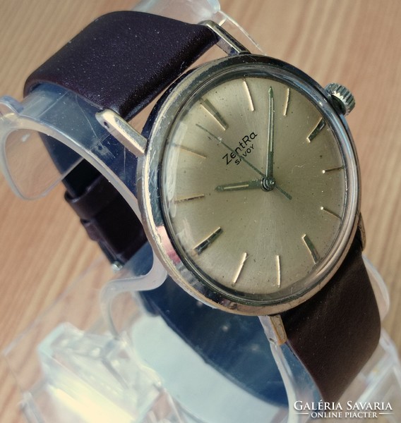 17 köves ZentRa Savoy