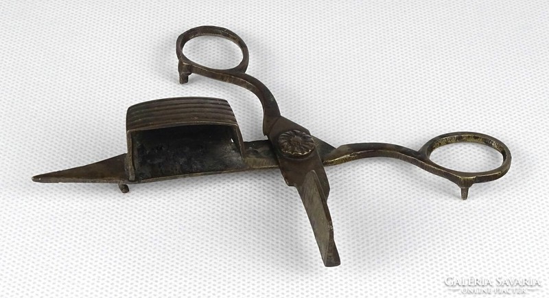 1R702 Antik XIX. századi réz gyertyaoltó olló 13.5 cm