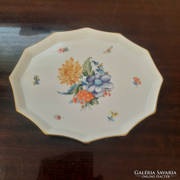 Herend porcelain serving bowl with floral pattern. 1. Dept. Signed