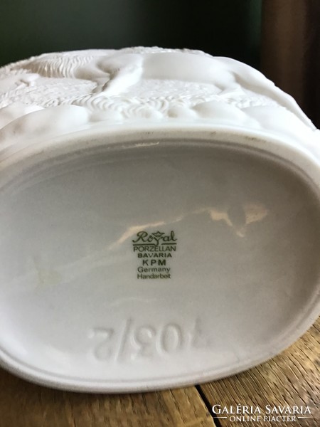 Régi KPM Royal porcelán biszkvit nagy méretű váza