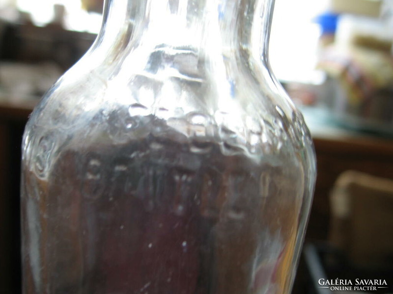 Retro FEDERAL LAW FORBIDS SALE OR RE USE OF THIS BOTTLE  MONINPEX HUNGARY BUDAPEST kis palack