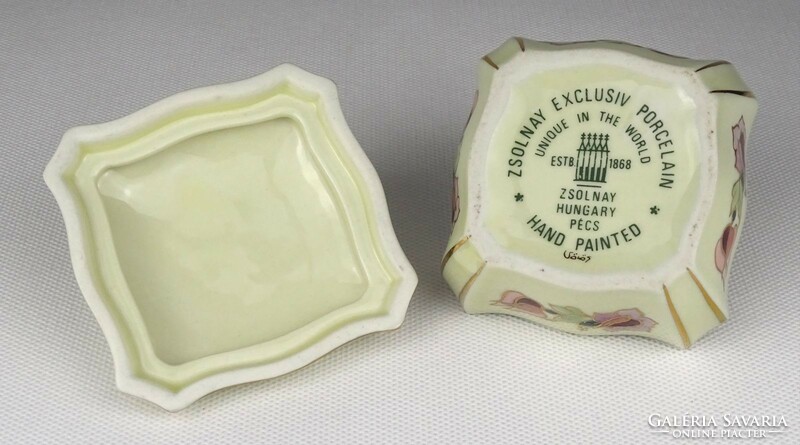 1R810 Exclusive vajszínű Zsolnay porcelán bonbonier