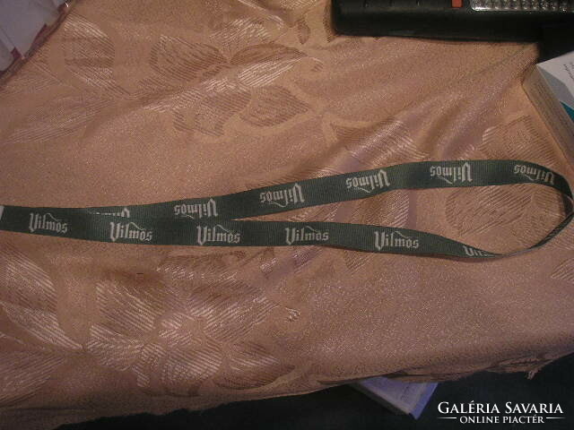 ÚJ Spanyol baseball Unixex állítható sapka+ karabineres nyakba akasztós belépőkártya stb, tartóval