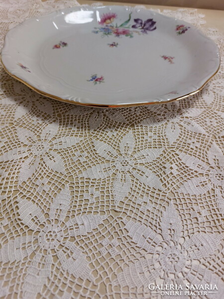 Zsolnay porcelán ritka, gyönyörű virágmintás kerek, tortás, süteményes kínáló tál arany széllel