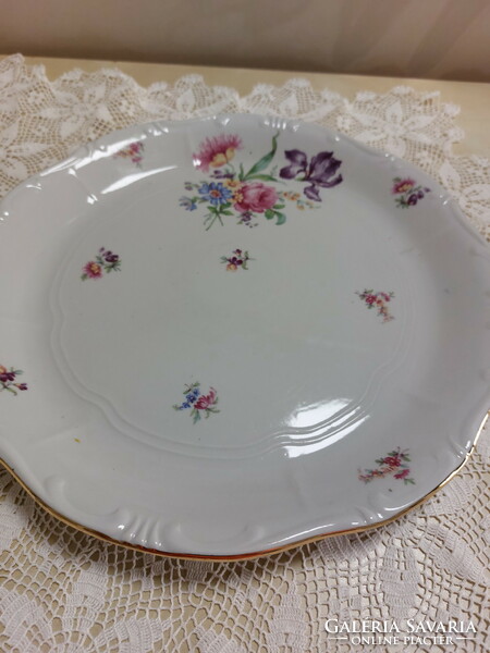 Zsolnay porcelán ritka, gyönyörű virágmintás kerek, tortás, süteményes kínáló tál arany széllel
