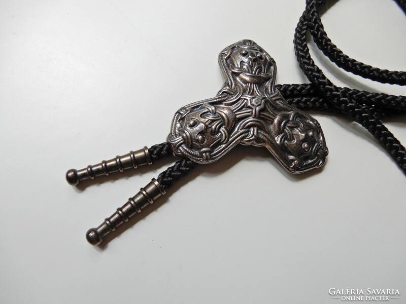 Régi norvég David Andersen nagyméretű ezüst medál zsinór láncon / Bolo Tie