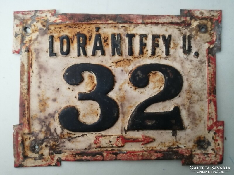 ANTIK UTCA- ÉS HÁZSZÁM  -  LORÁNTFFY U. 32