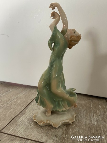 ENS porcelán balerina