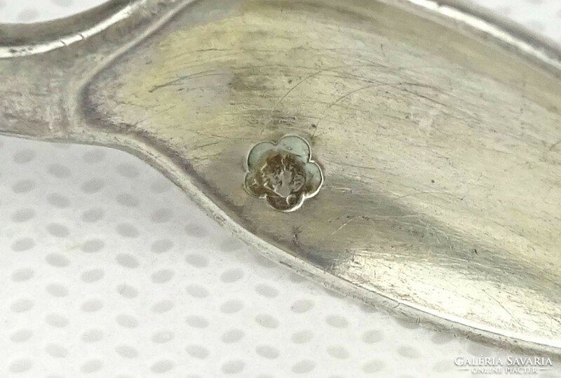 1S369 Régi jelzett ezüst cukorfogó csipesz 45 g