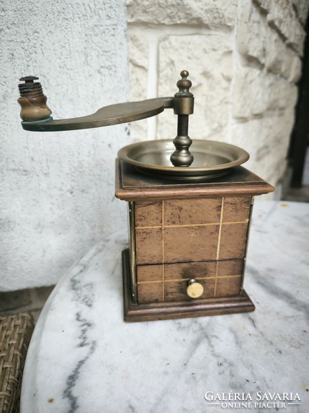 Antik Biedermeier kàvédaráló daràló egyedi kézimunka 1800-as évek
