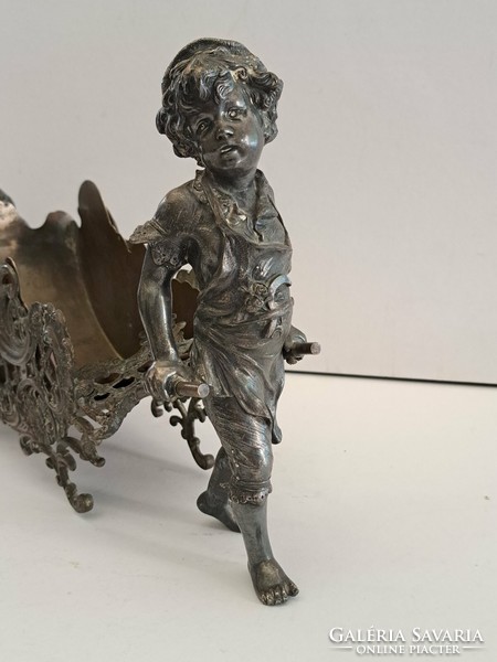 Antik barokk stílusú figurális kínáló jardiniere