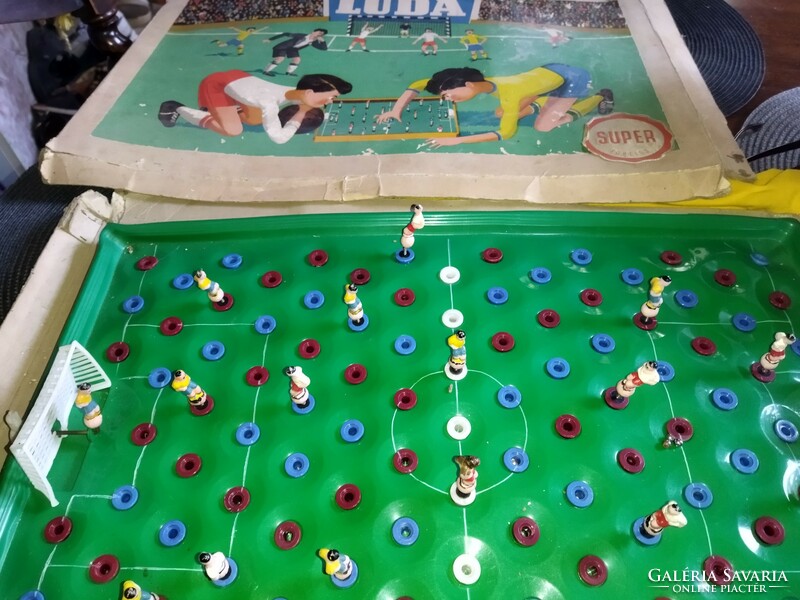 Retro rugósfoci