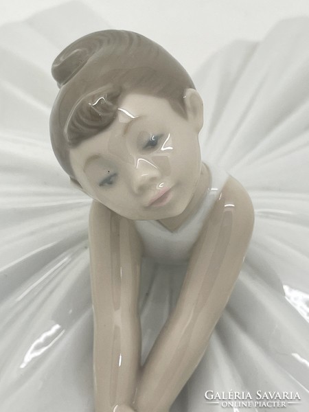 Lladro Nao porcelán figura ülő balerina 1283 8.5cm