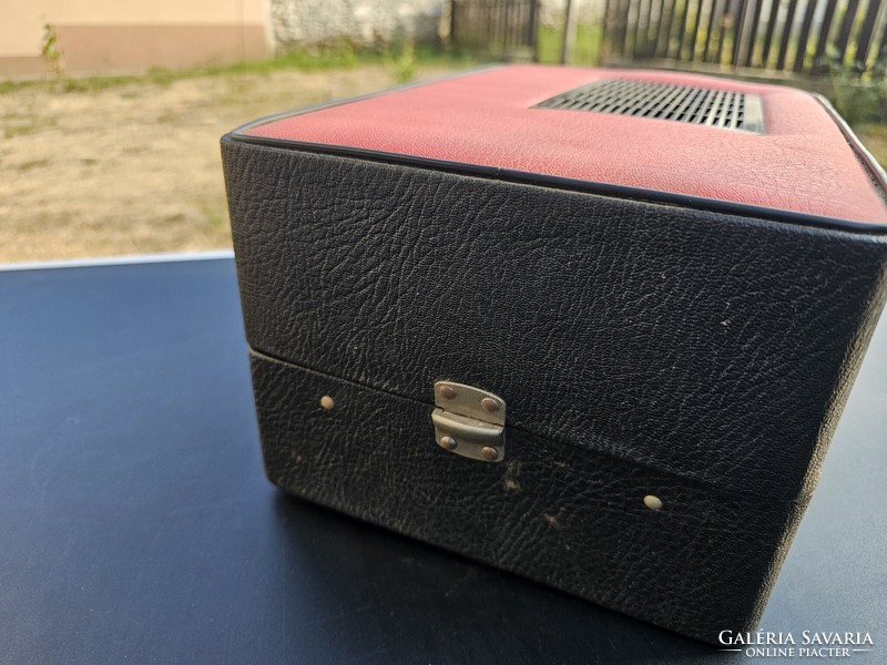 A0787 Supraphon GE 070 lemezjátszó