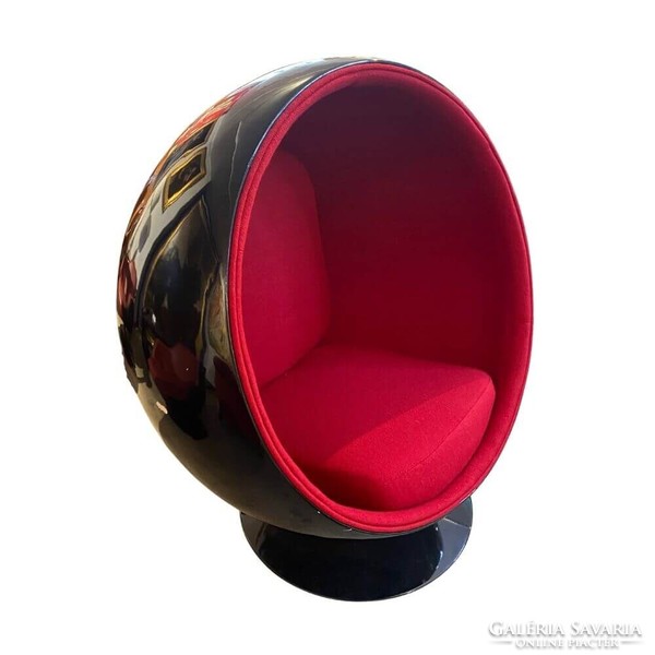 Poltrona Ball Chair 1963 utáni - fekete-piros II. B00336