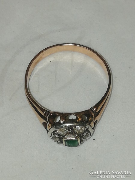 Antique 14K Gold Ring with Emerald and Precious Stones
