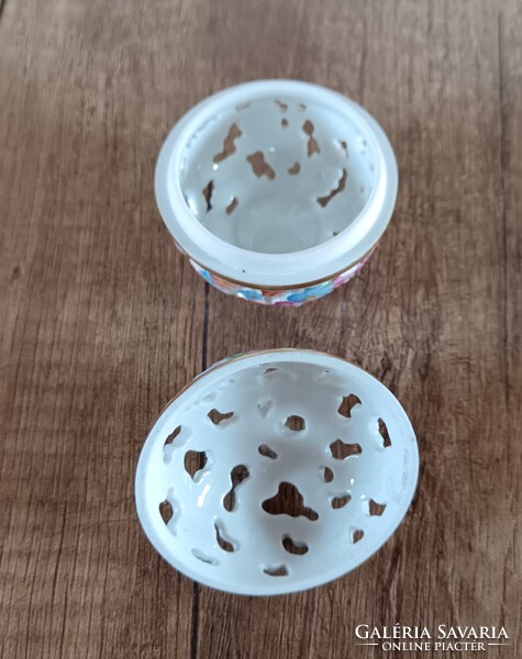 Régi Herendi mini áttört bonbonier
