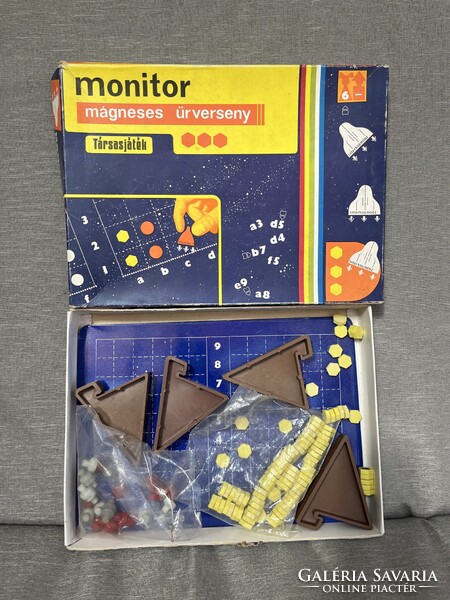 Monitor retro társasjáték