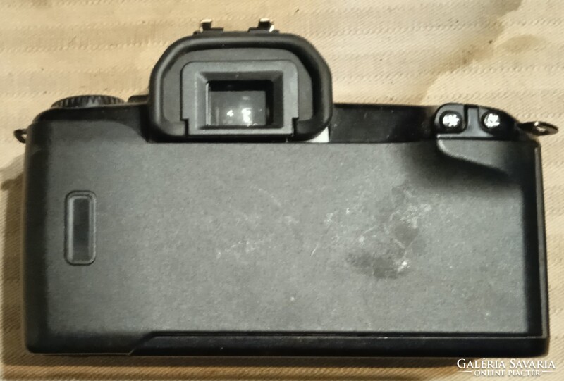 Canon EOS 500 filmes fényképezőgép