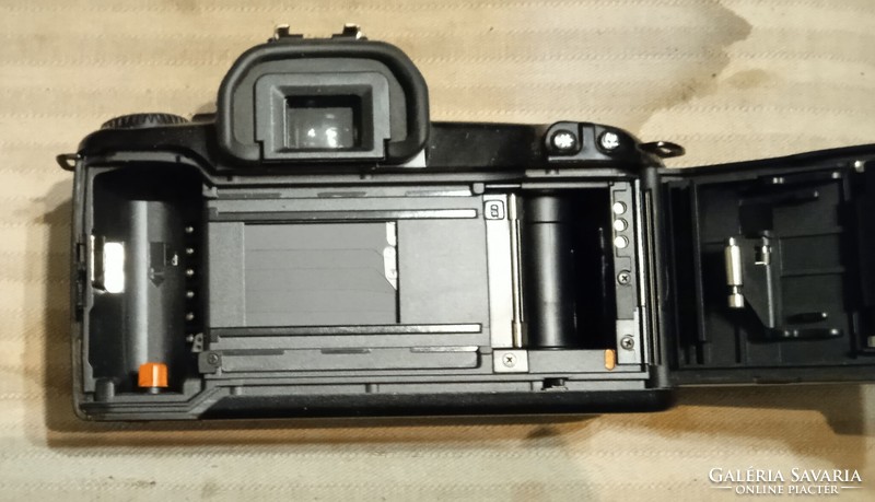 Canon EOS 500 filmes fényképezőgép