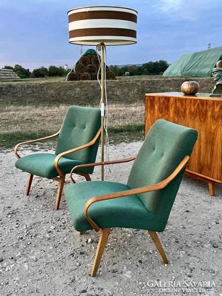 Csodaszép régi különleges karfáju fotel Armchair by Jaroslav Smidek for Ton, Czech Republic, 1960s