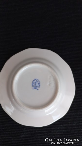 Herendi Apponyi purpur mintás porcelán tányérka, átmérője 10 cm