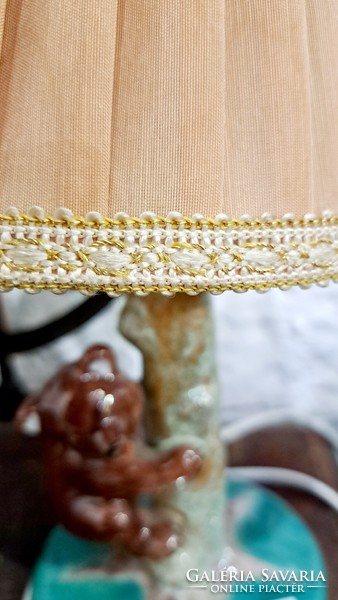 Régi figurás kerámia lámpa