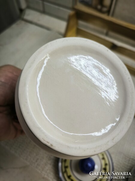 Kerámia fűszertató fa tartóban eladó!