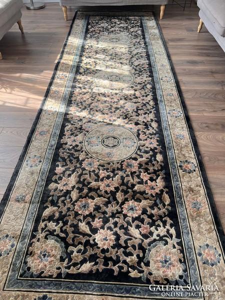 Gyönyörű egyedi bambuszselyem szőnyeg 120x400 különleges, ritka darab
