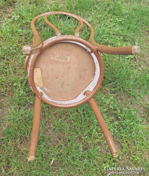 Mundus Vienna jelzett szék